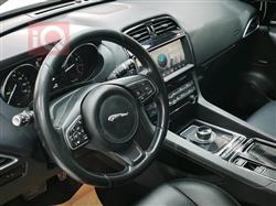 جاكوار إف-بيس